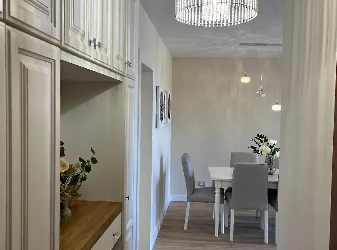 La Quinta Paradise *